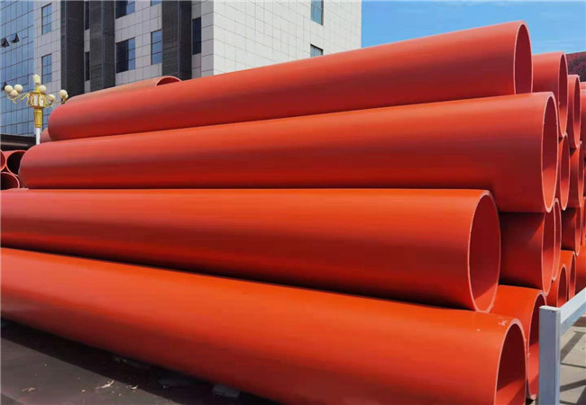 金甬鐵路鮑村隧道轉(zhuǎn)正洞施工，輕型塑料逃生管道(圖1)